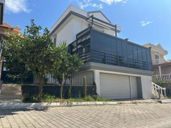 KUŞADASI SOĞUCAKTA FULL BAKIMLI VİLLA