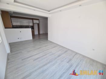 Havuzlu sitede masrafsız satılık daire