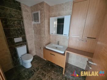 Havuzlu sitede masrafsız satılık daire