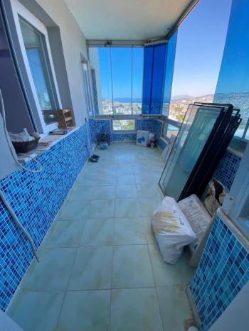 Full yapılı deniz manzaralı doğalgazlı daire