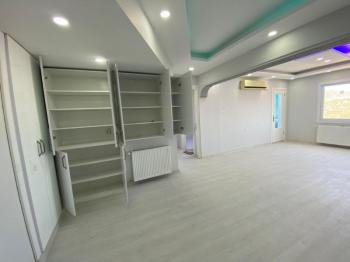 Full yapılı deniz manzaralı doğalgazlı daire