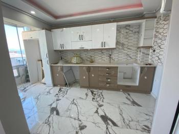 Full yapılı deniz manzaralı doğalgazlı daire