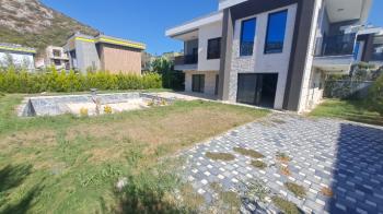 4+1 ozel havuzlu villa