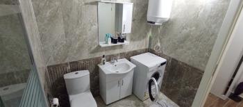 Kuşadası havuzlu sitede eşyalı kiralık daire