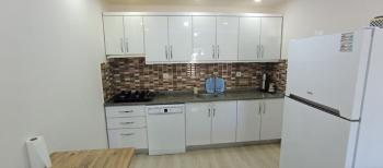 Kuşadası havuzlu sitede eşyalı kiralık daire