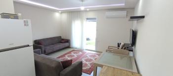 Kuşadası havuzlu sitede eşyalı kiralık daire