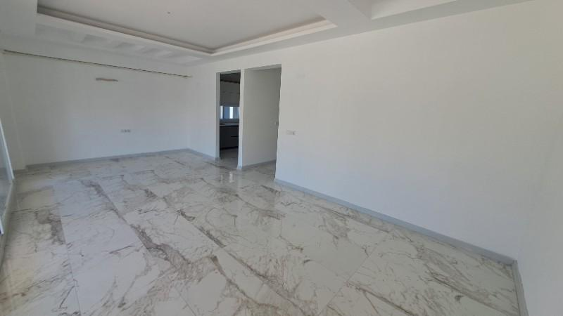 3+1 havuzlu sitede daire