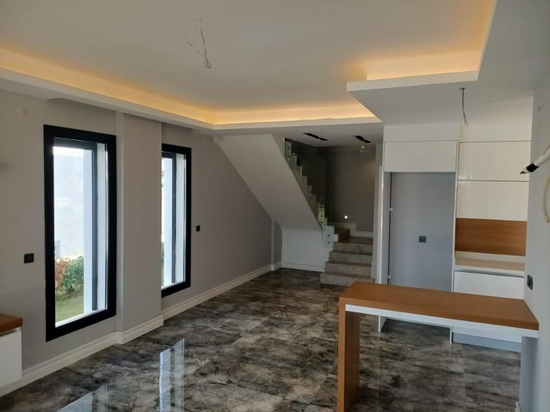 Sıfır 3+1 villa
