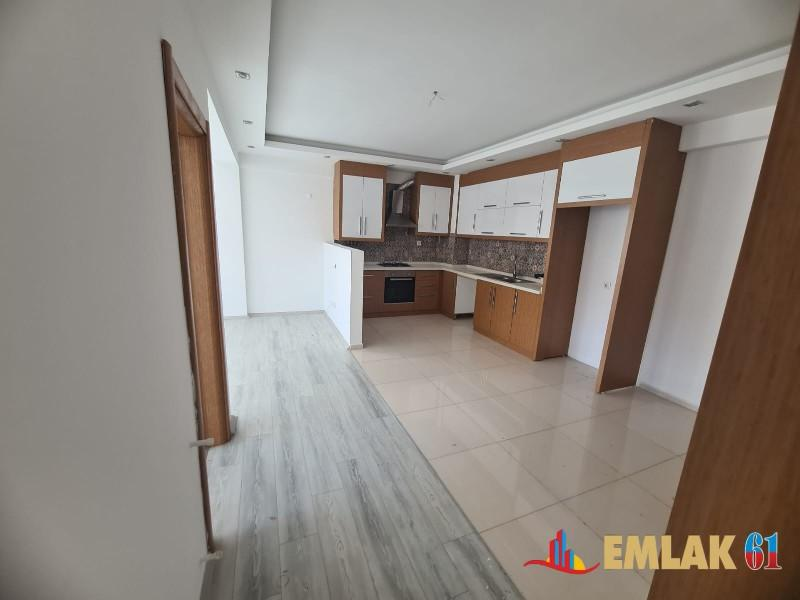 Havuzlu sitede masrafsız satılık daire