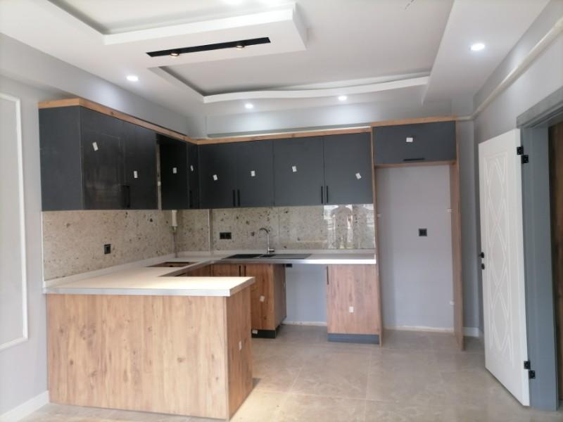 KUŞADASI'NDA BAHÇESİ TAPUYA İŞLİ SIFIR DAİRE