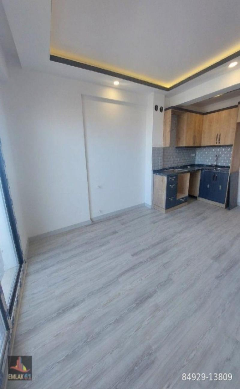 KUŞADASI DENİZ MANZARALI HAVUZLU 1+1 SATILIK DAİRE