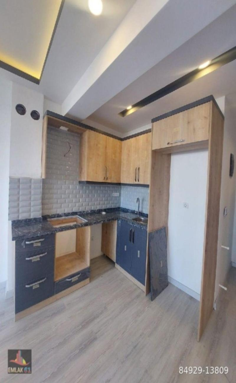 KUŞADASI DENİZ MANZARALI HAVUZLU 1+1 SATILIK DAİRE