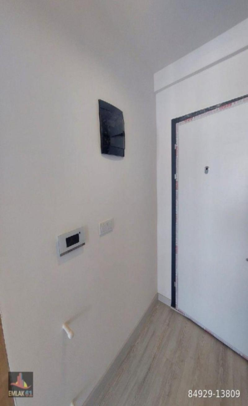 KUŞADASI DENİZ MANZARALI HAVUZLU 1+1 SATILIK DAİRE
