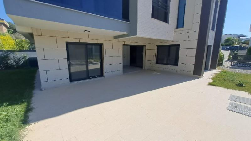 4+1 ozel havuzlu villa