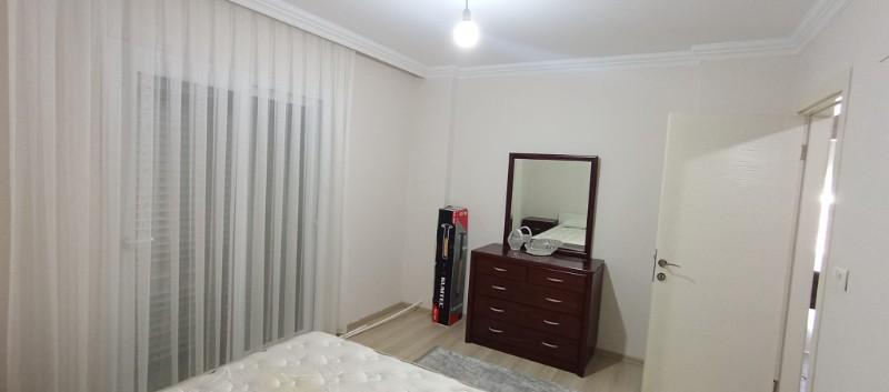 Kuşadası havuzlu sitede eşyalı kiralık daire