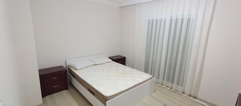 Kuşadası havuzlu sitede eşyalı kiralık daire