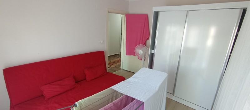 Kuşadası havuzlu sitede eşyalı kiralık daire