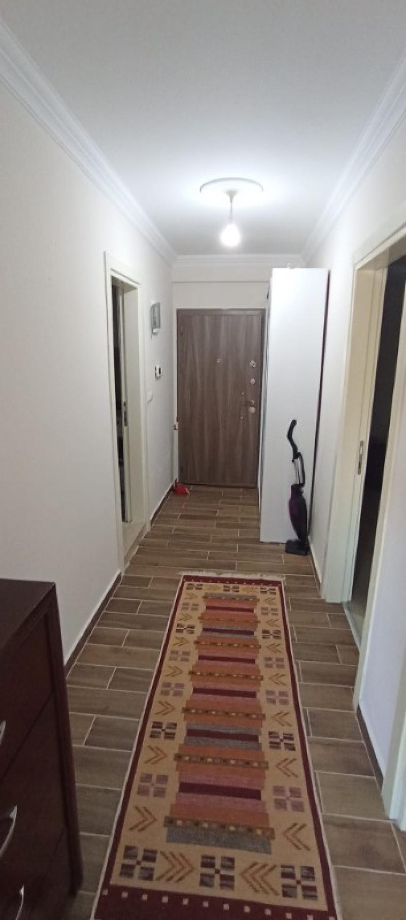 Kuşadası havuzlu sitede eşyalı kiralık daire