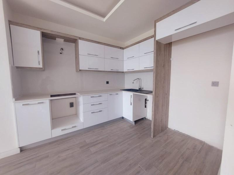 D3niz manzarali Havuzlu sitede 2+1