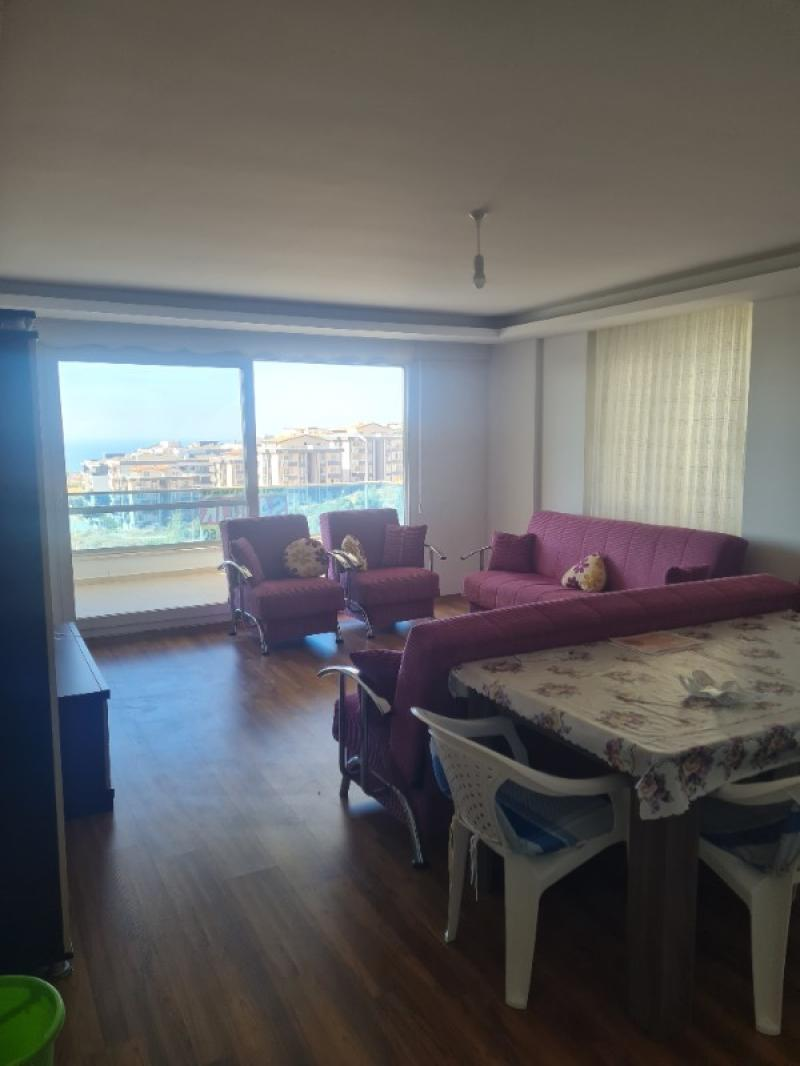 Kuşadası Merkeze Yakın Havuzlu Sitede Deniz Manzaralı 3+1 Daire 