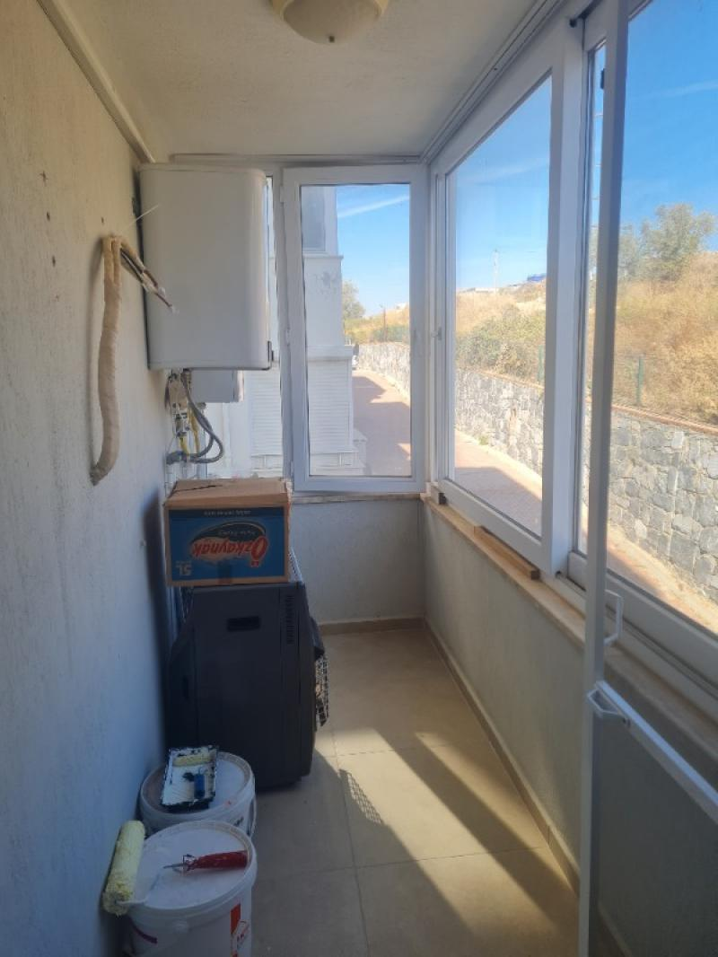 Kuşadası Merkeze Yakın Havuzlu Sitede Deniz Manzaralı 3+1 Daire 