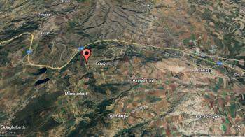 ÇORUM SEYDİM GÖLETİNE GELMEDEN SARAYLI KÖYÜ 13 DÖNÜM SATILIK TARLA