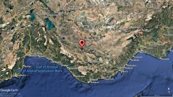 KONYA HADİM BADEMLİ 560 M² YOLA CEPHELİ TARLA