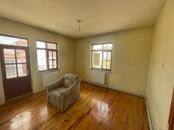 GÜVENAY - ÇORUM SSK GÖĞÜS HASTANESİ ARKASI 2+1 SATILIK DAİRE