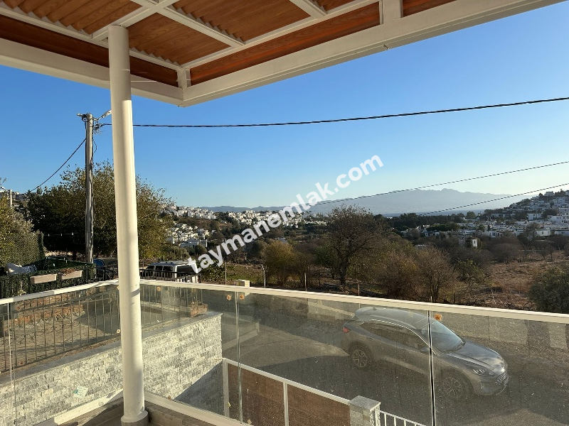 Tayman'dan Akyarlar'da Şahane Deniz Manzaralı yeni 4+1 Villa