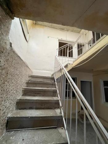 AFYON ÜÇOK EMLAKTAN BURMALI MAH DA SATILIK 5+1 BAKIMLI MÜSTAKİL EV