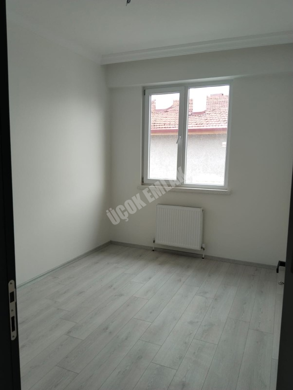 AFYON ÜÇOK EMLAKTAN HARBİŞ GAZİ MAH DA SATILIK 2+1 SIFIR DAİRELER