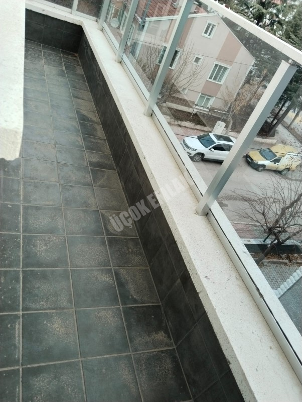 AFYON ÜÇOK EMLAKTAN HARBİŞ GAZİ MAH DA SATILIK 2+1 SIFIR DAİRELER