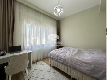 ALYANS'TAN DENİZE 300 MT FULL EŞYALI FULL SOSYAL ALANLI 2+1