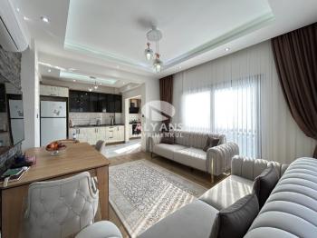 ALYANS'TAN DENİZE 300 MT FULL EŞYALI FULL SOSYAL ALANLI 2+1