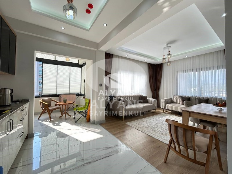ALYANS'TAN DENİZE 300 MT FULL EŞYALI FULL SOSYAL ALANLI 2+1
