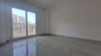 KIRAZLI YOLU UZERINDE SIFIR 3+1