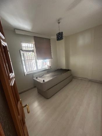 Beykoz Merkezde Sahilde Teraslı Deniz Manzaralı Eşyalı Müstakil Ev
