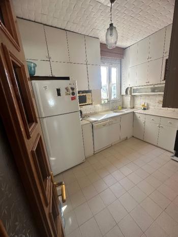 Beykoz Merkezde Sahilde Teraslı Deniz Manzaralı Eşyalı Müstakil Ev