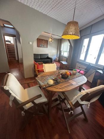 Beykoz Merkezde Sahilde Teraslı Deniz Manzaralı Eşyalı Müstakil Ev