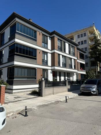 Güvenay - Çorum Garantievler quqa Cafe Karşısı Satılık Lüks 3+1 Daire 