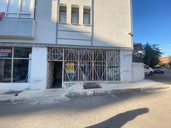 GÜVENAY - ÇORUM ASKERLİK ŞUBESİ ALTI 60 M² SATILIK DÜKKAN 