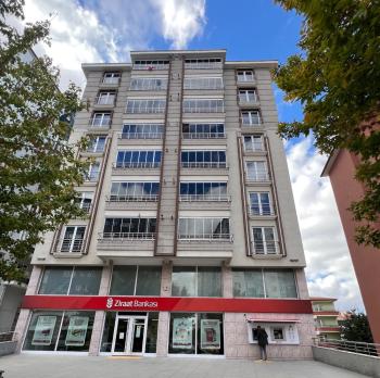 GÜVENAY - ÇORUM BAHABEY CADDESİ ÜZERİ 3+1 SATILIK  DAİRE