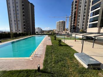 GÜVENAY - ÇORUM BİNEVLER ARİNNA GARDEN SİTESİ 4+1 LÜKS SATILIK DAİRE