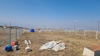 GÜVENAY - ÇORUM ESKİEKİN KÖYÜ MEVKİİ SATILIK  500 M2 HOBİ BAHÇE 