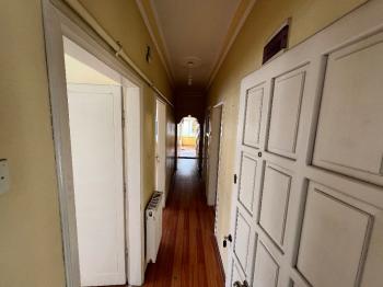 GÜVENAY - ÇORUM BEHÇELİEVLER MAH. ÖĞRETMENEVİ  ÜSTÜ  2+1 SATILIK DAİRE 