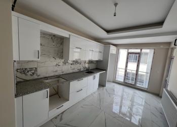 GÜVENAY - ÇORUM BUHARAEVLER MAH. BAYAT GEDİĞİ GENİŞ 3+1 DAİRE  SATILIK DAİRE 