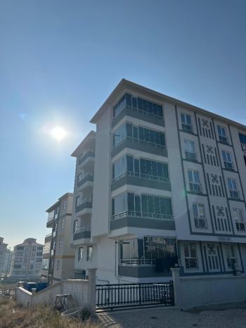 GÜVENAY - ÇORUM BAYAT GEDİĞİ MEVKİİ 3+1 SATILIK DAİRE