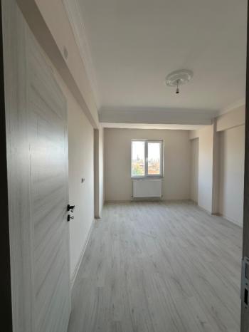 GÜVENAY - ÇORUM BAYAT GEDİĞİ MEVKİİ 3+1 SATILIK DAİRE