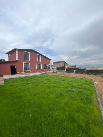 GÜVENAY - ÇORUM CEMİLBEY YOLU MERKEZE 2 KM MESAFEDE SATILIK BAHÇE