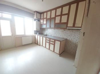 GÜVENAY – ÇORUM BAHÇELİEVLER İLKOKULU CİVARINDA – 3+1 SATILIK DAİRE